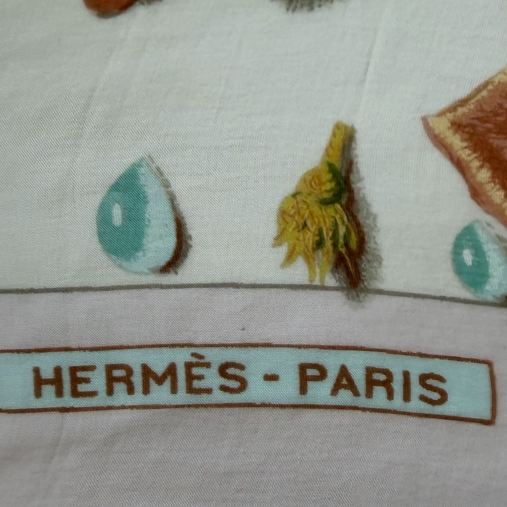 Hermès Paris White and Teal Silk Scarf